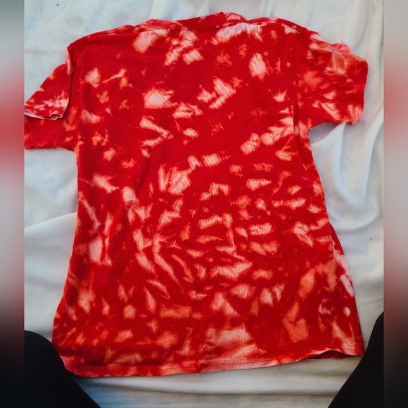 Hand acid washed "the mandalorian" t shirt - Picture 4 of 4